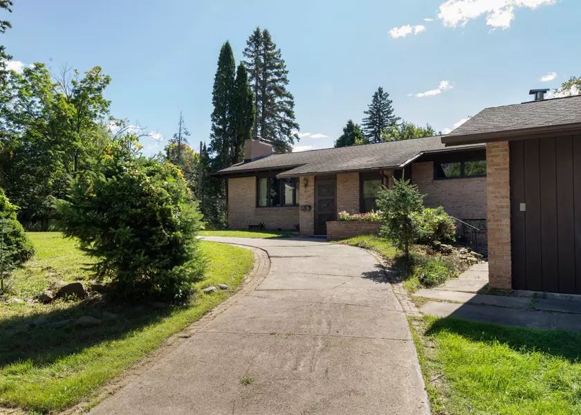 2129 Harvard AVE, Duluth, MN 55803