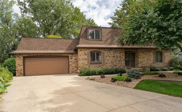 2022 Telemark CT NW,  Rochester,  MN 55901