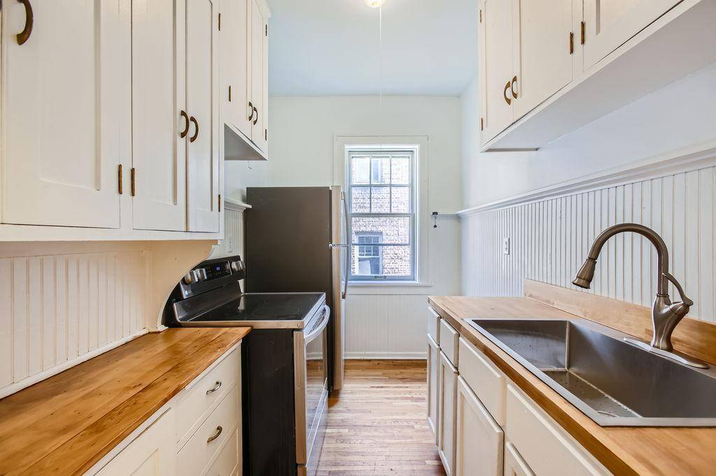 Minneapolis, MN 55407,1216 Powderhorn TER #24