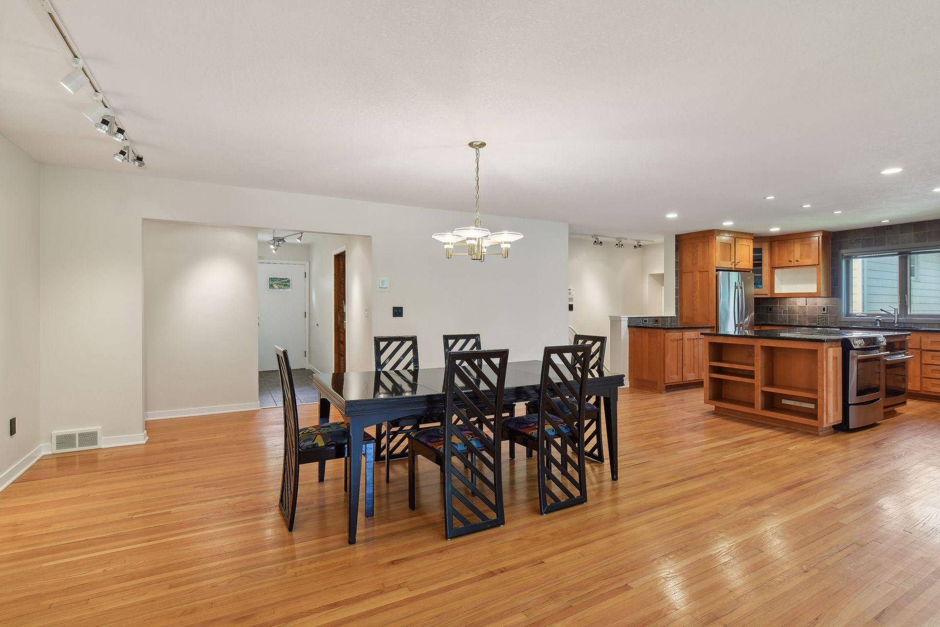 Saint Louis Park, MN 55416,4804 W 28th ST