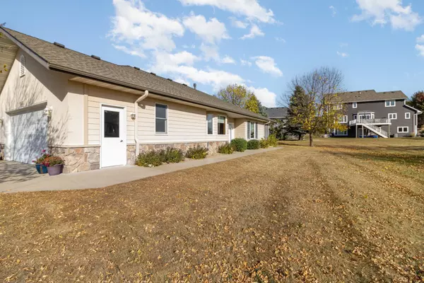 New Prague, MN 56071,1100 Village ST SE