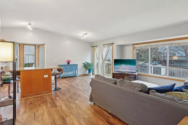 Apple Valley, MN 55124,14776 Hallmark DR