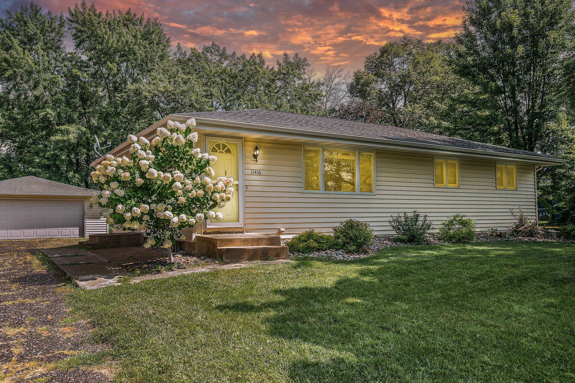 11416 Wisconsin AVE N, Champlin, MN 55316