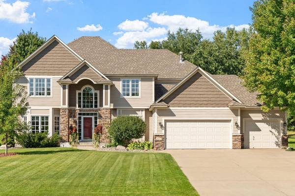 8051 Enclave Bay, Woodbury, MN 55125