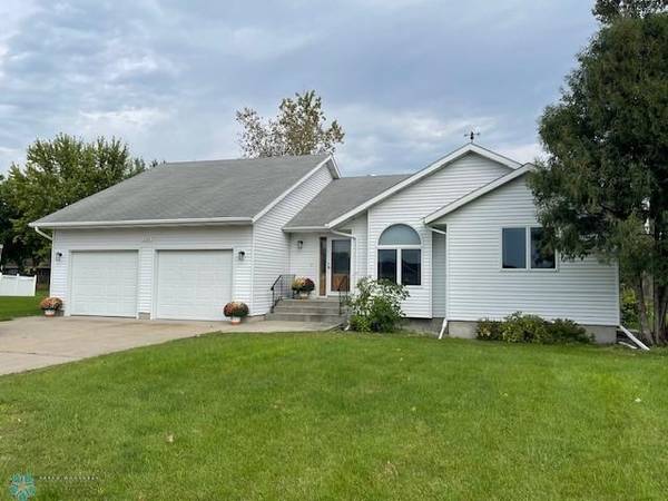 724 Parkway DR,  Wahpeton,  ND 58075