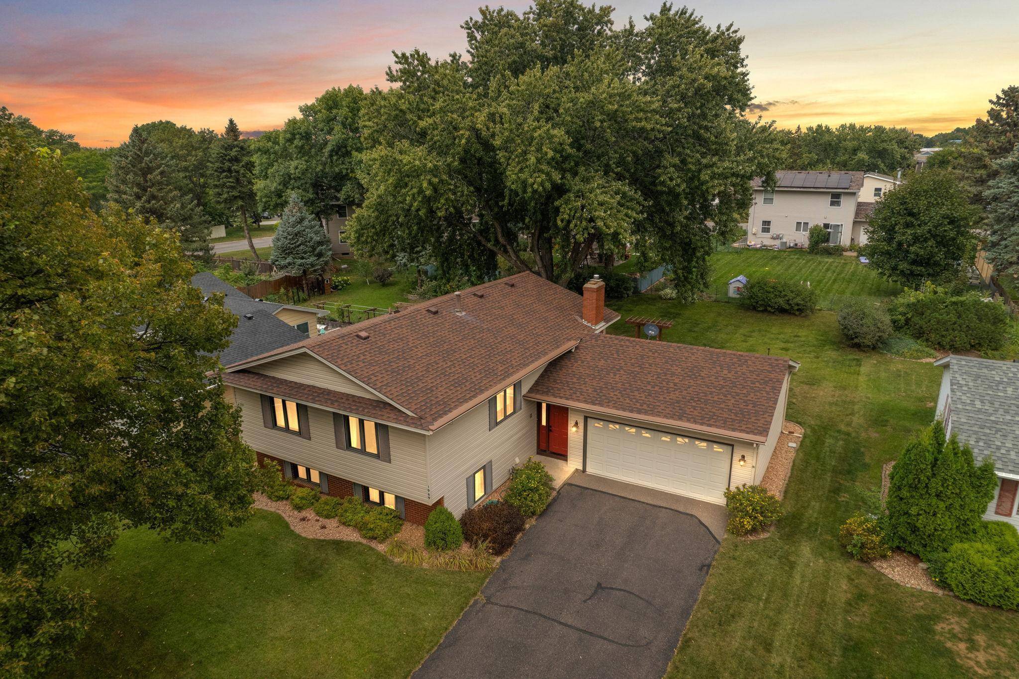 1969 Warbler LN, Saint Paul, MN 55119