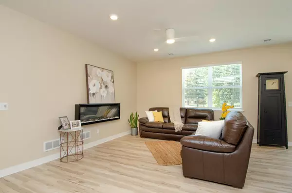 Champlin, MN 55316,11596 Parkside LN N