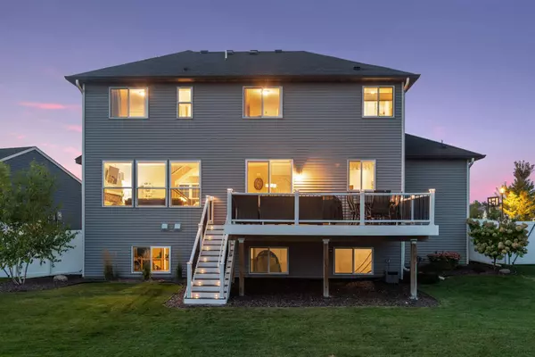 Waconia, MN 55387,1225 Crosswinds WAY