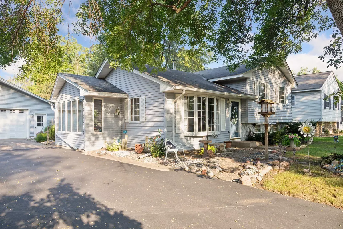 New Brighton, MN 55112,2478 Longview DR