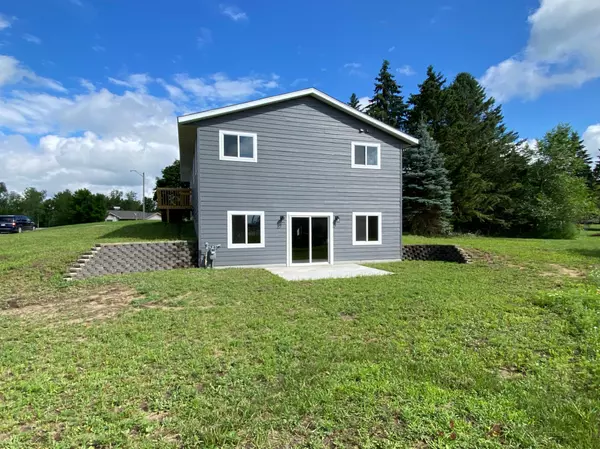 Wadena, MN 56482,605 Madison AVE SE