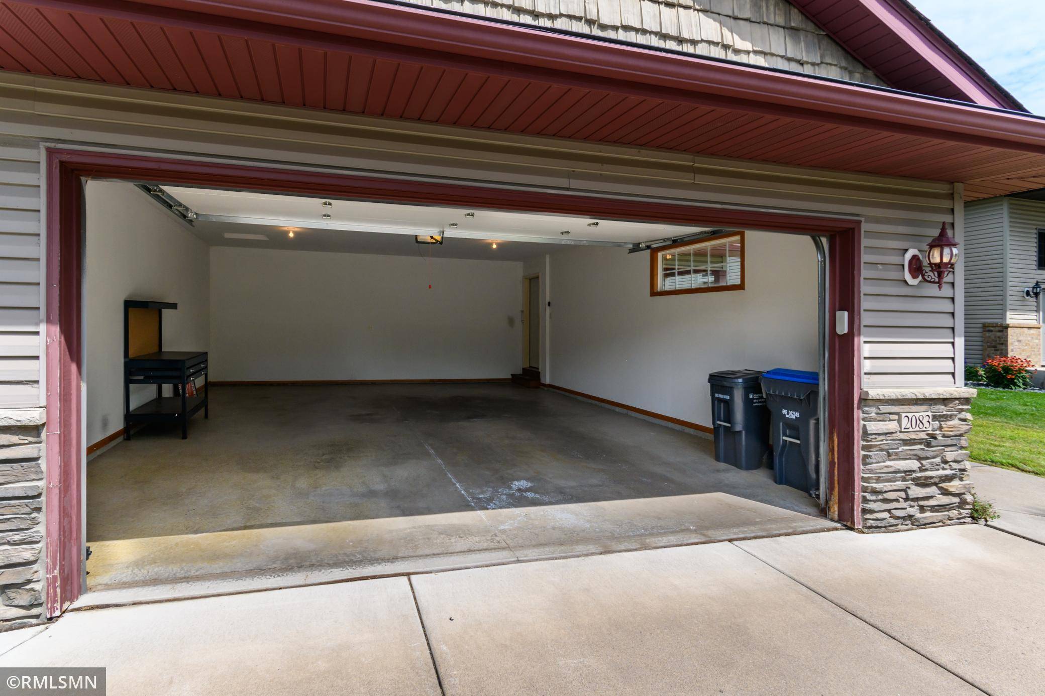 North Saint Paul, MN 55109,2081 Holloway AVE E