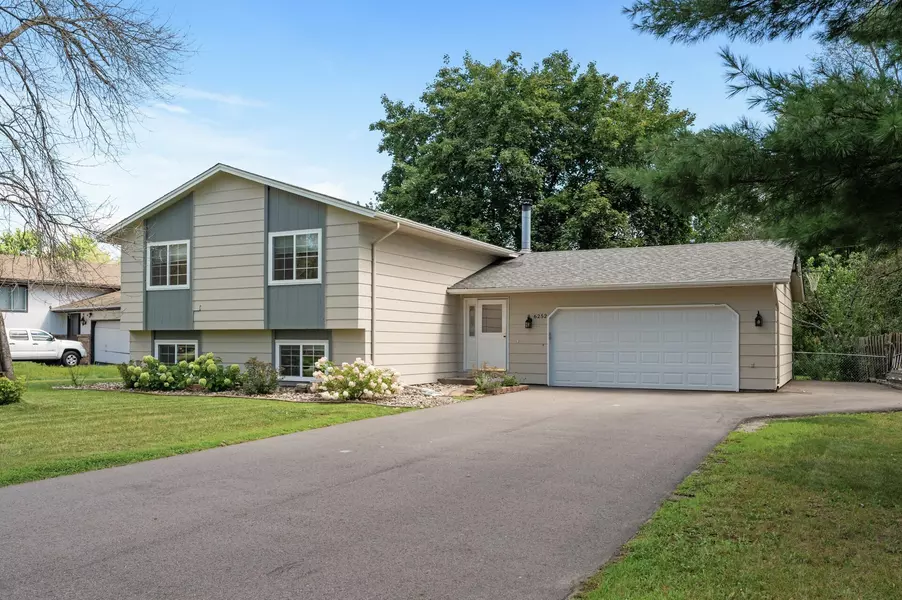 6252 Century BLVD, Brooklyn Park, MN 55429