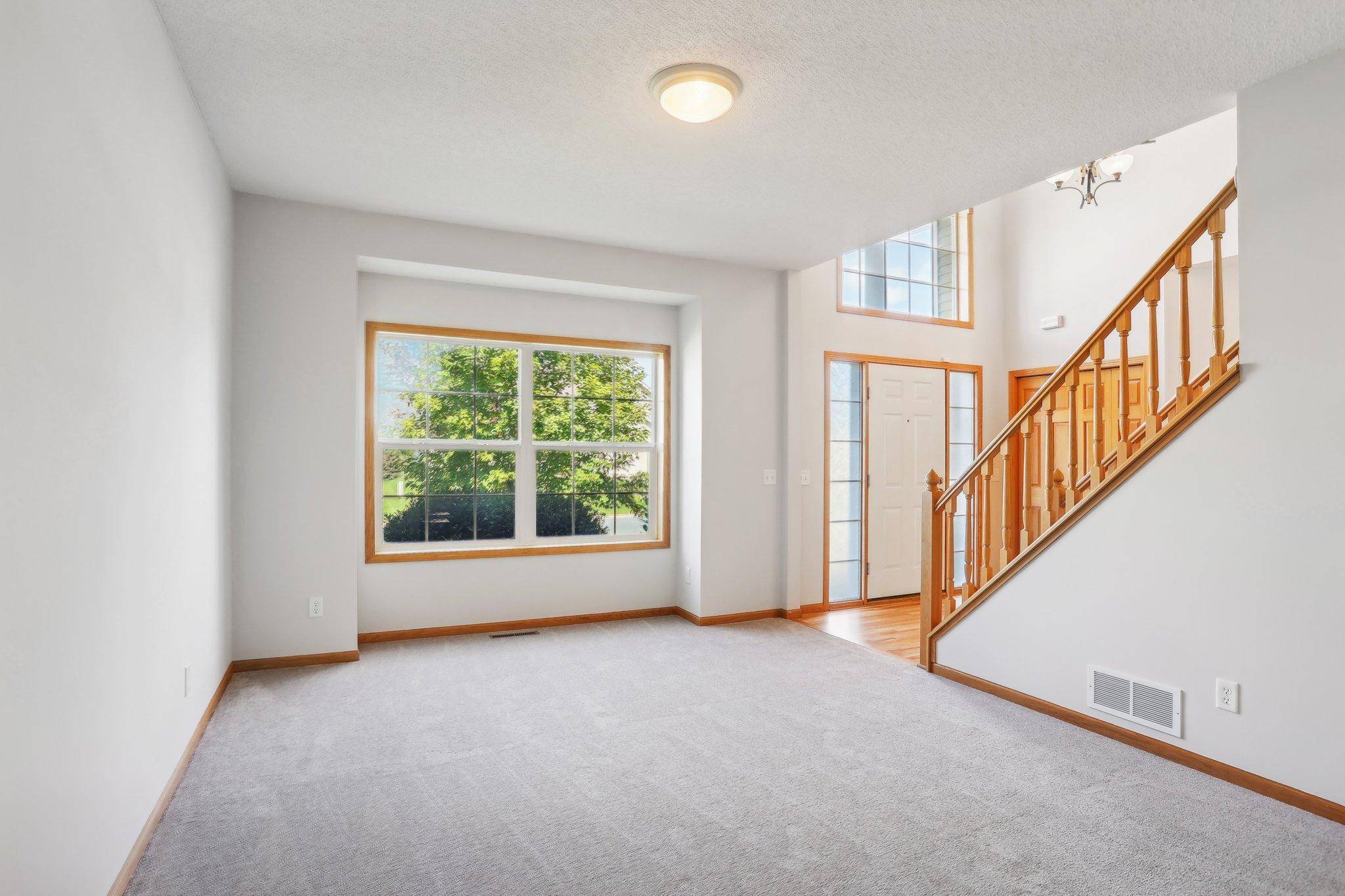 Rosemount, MN 55068,13922 Birchwood AVE