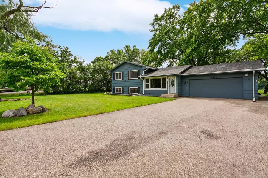 18900 Orchard TRL, Lakeville, MN 55044