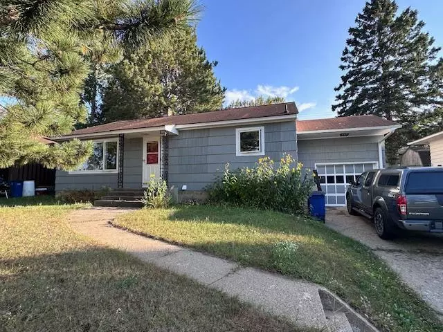 514 E Boundary ST, Ely, MN 55731