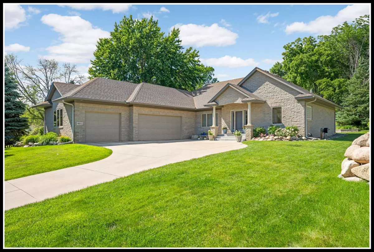 Edina, MN 55435,4912 W 69th ST