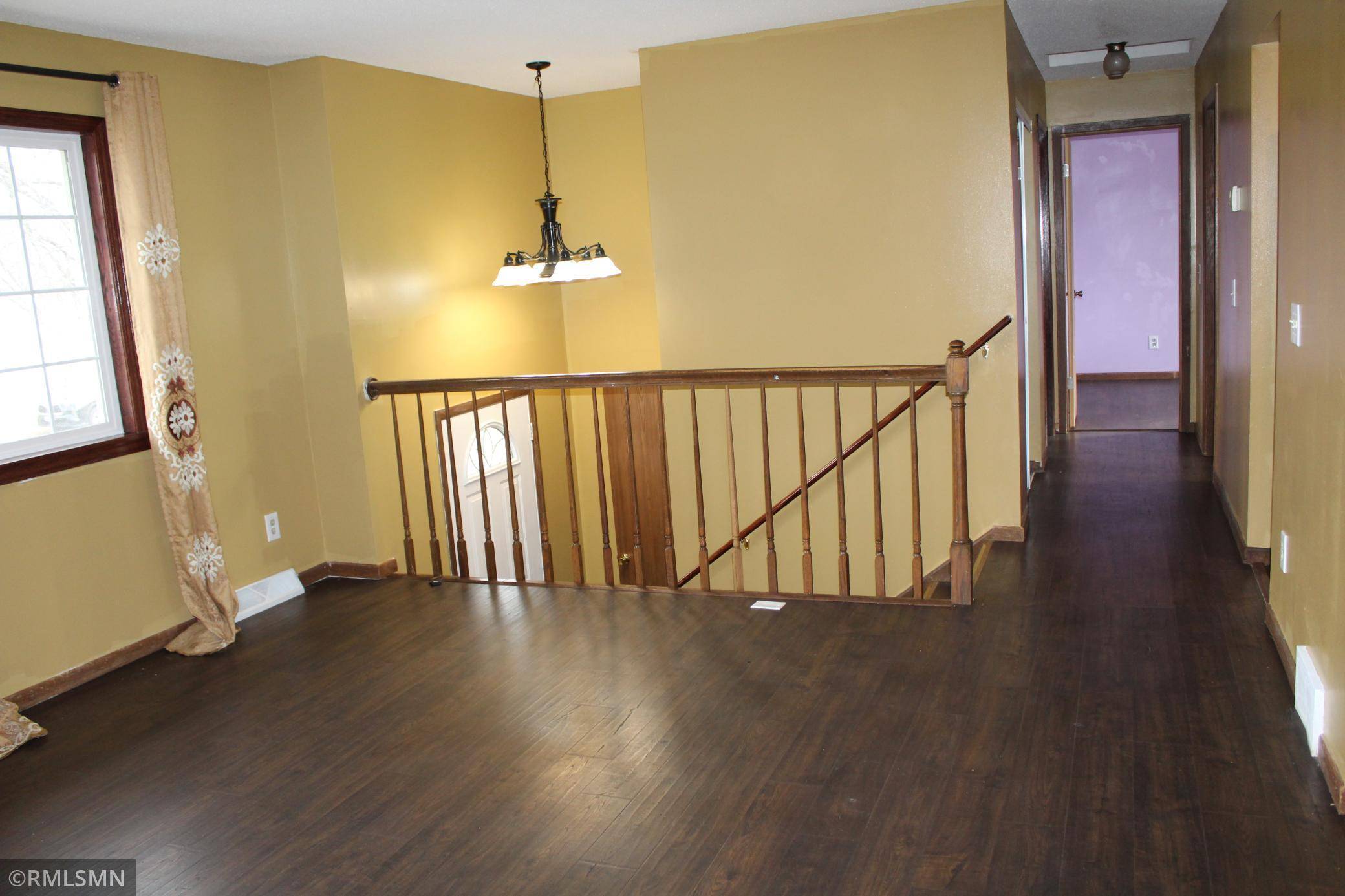 Brooklyn Park, MN 55444,1117 Meadowwood DR