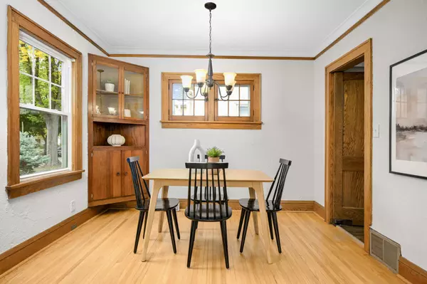 Minneapolis, MN 55417,5359 36th AVE S