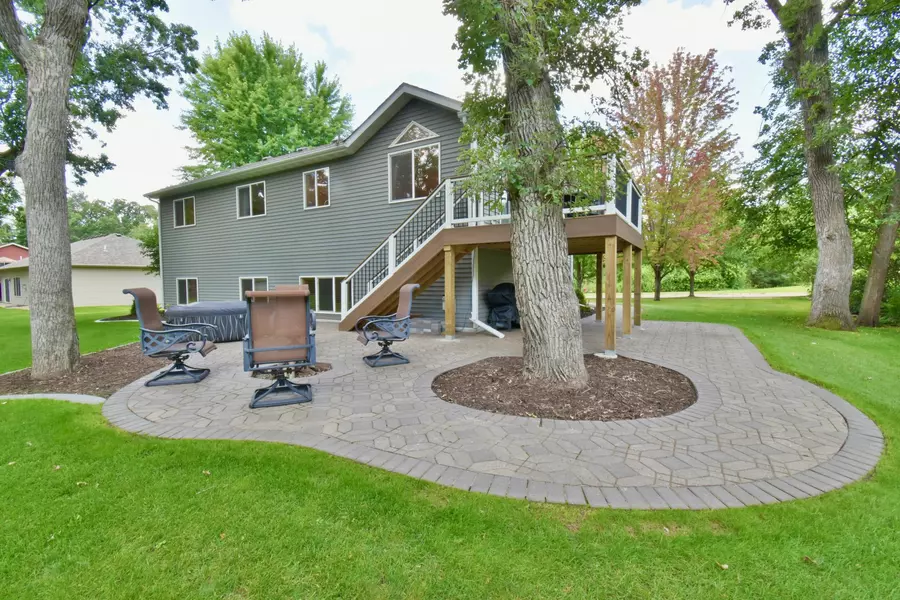 1746 Maple LN, Saint Cloud, MN 56304