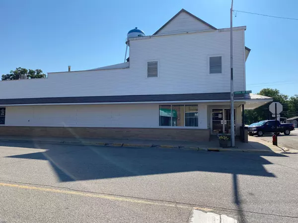 101 Central AVE S, Geneva, MN 56035