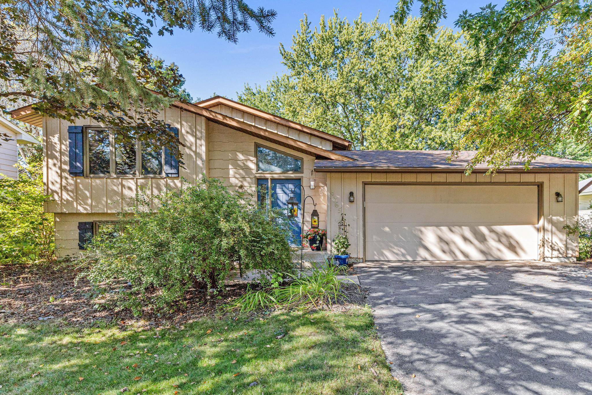 4765 Kent ST, Shoreview, MN 55126