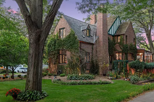 3901 York AVE S, Minneapolis, MN 55410