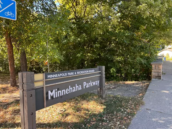 Minneapolis, MN 55419,3 E Minnehaha Pkwy