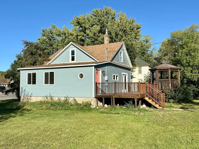 604 Corey AVE, Coleraine, MN 55722