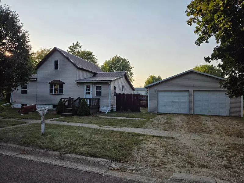 1401 3rd AVE, Heron Lake, MN 56137