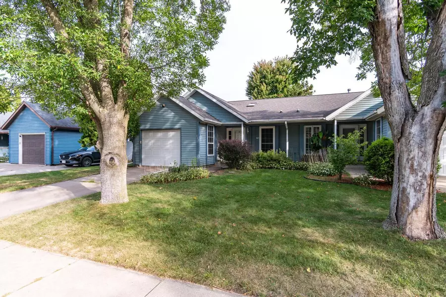 805 Quincy ST, Onalaska, WI 54650