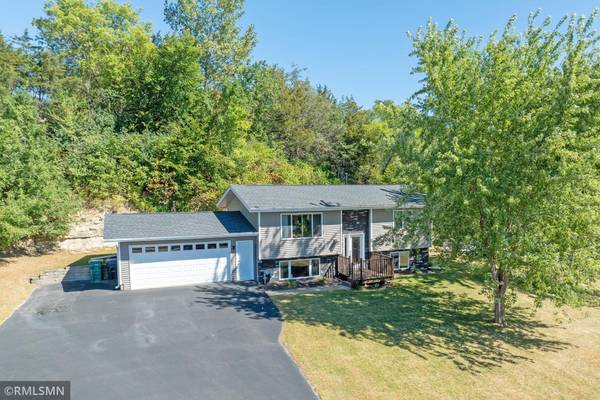 31378 Hemlock DR, Cannon Falls, MN 55009