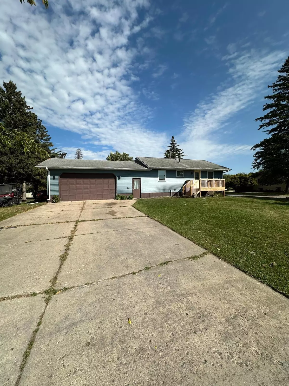 Warroad, MN 56763,513 Washington ST SE