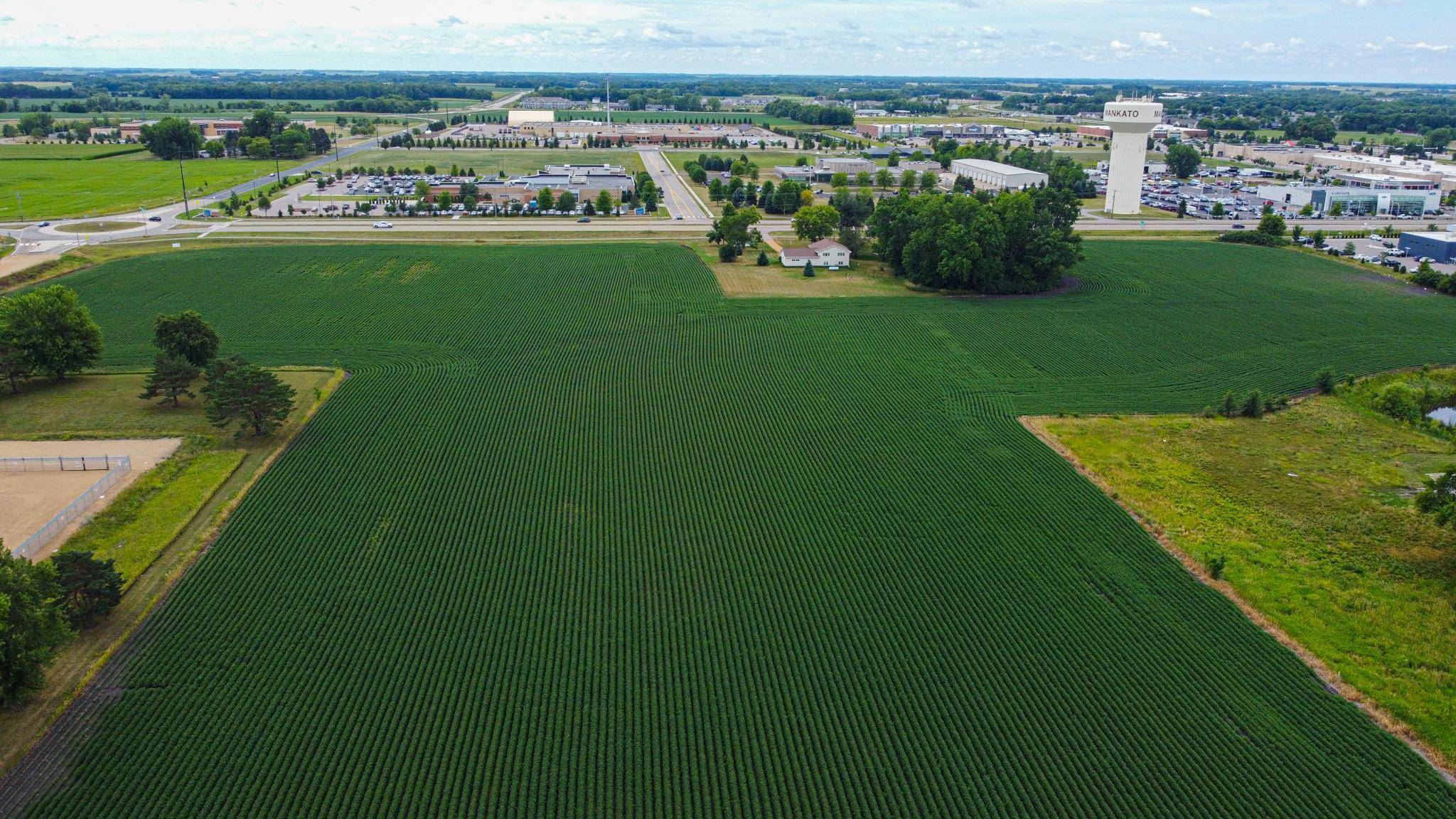Mankato, MN 56001,2 A Madison AVE