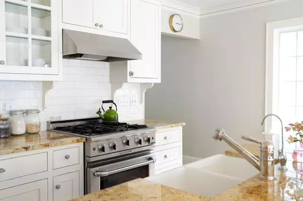 Minneapolis, MN 55410,4129 Drew AVE S