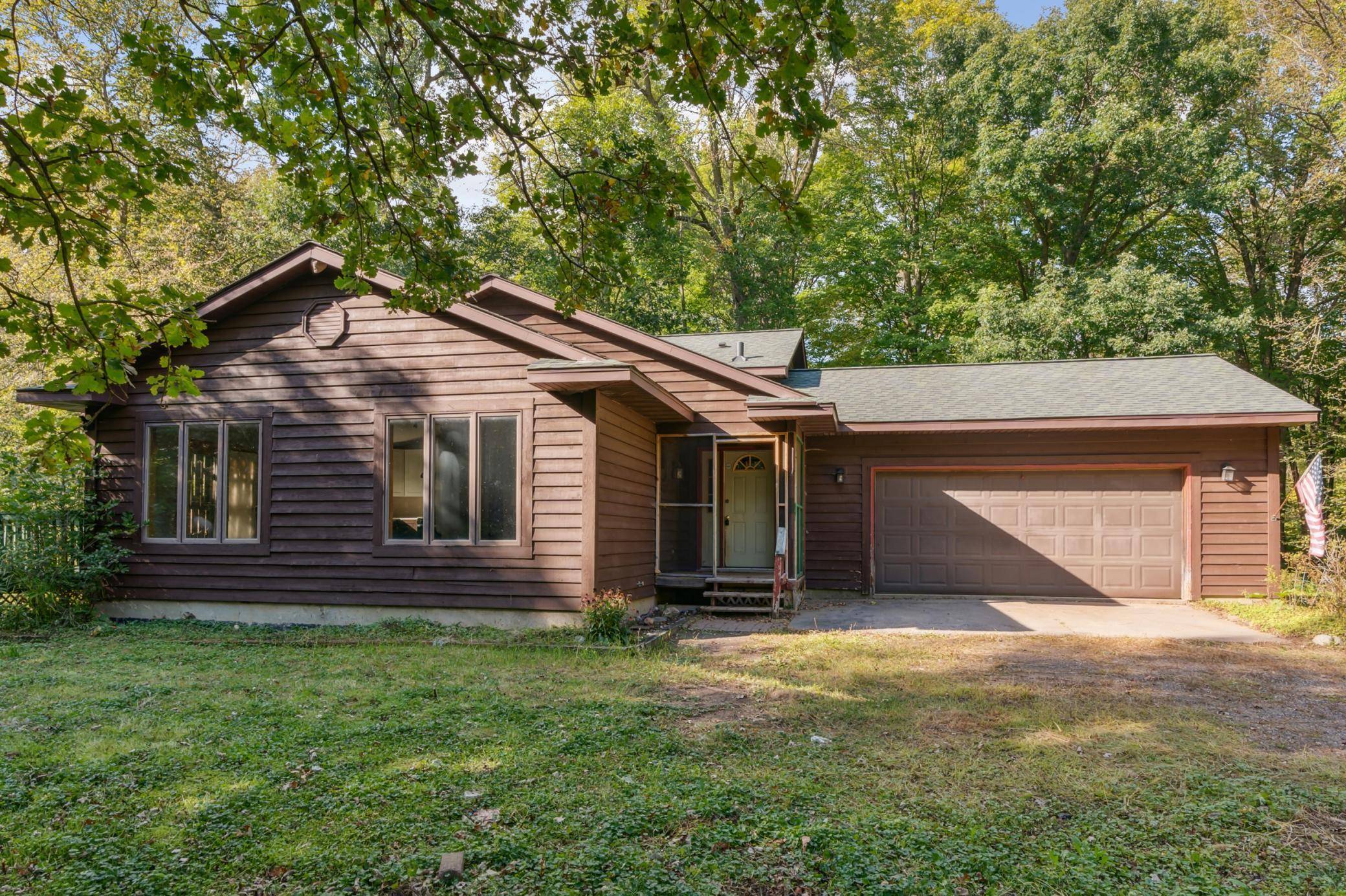 365 240th ST, East Farmington, WI 54020