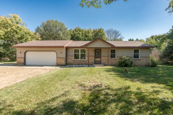 16175 Dutoit RD, Carver, MN 55315