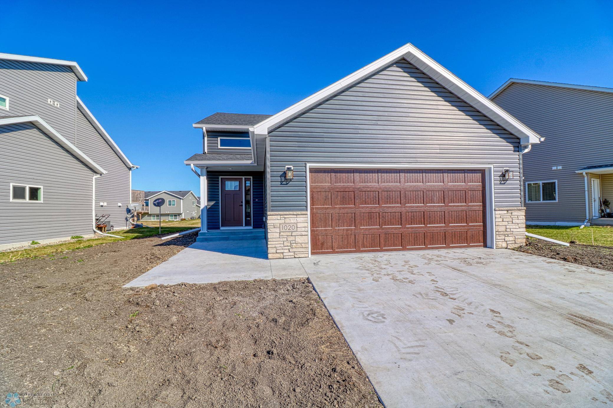 6892 Joseph ST, Fargo, ND 58047