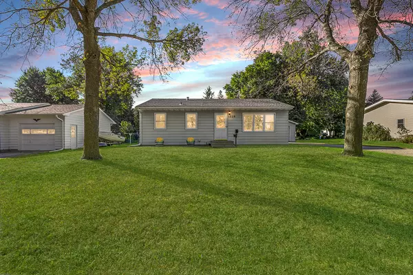 Faribault, MN 55021,1329 Highland PL