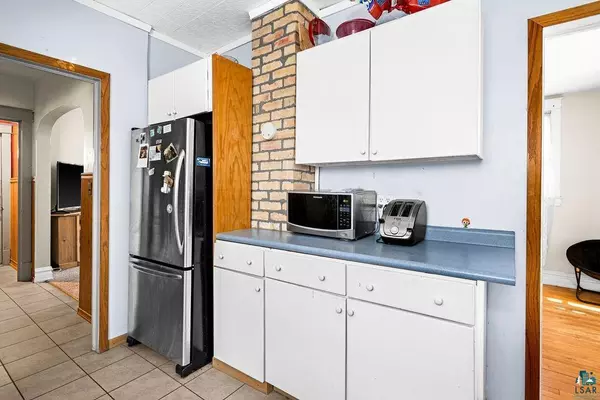 Duluth, MN 55805,825 N 8th AVE E