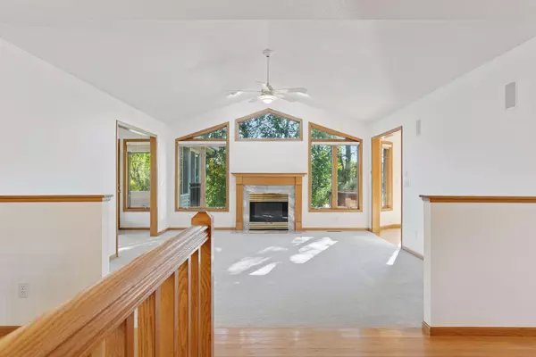 4950 Valley Forge LN N, Plymouth, MN 55442