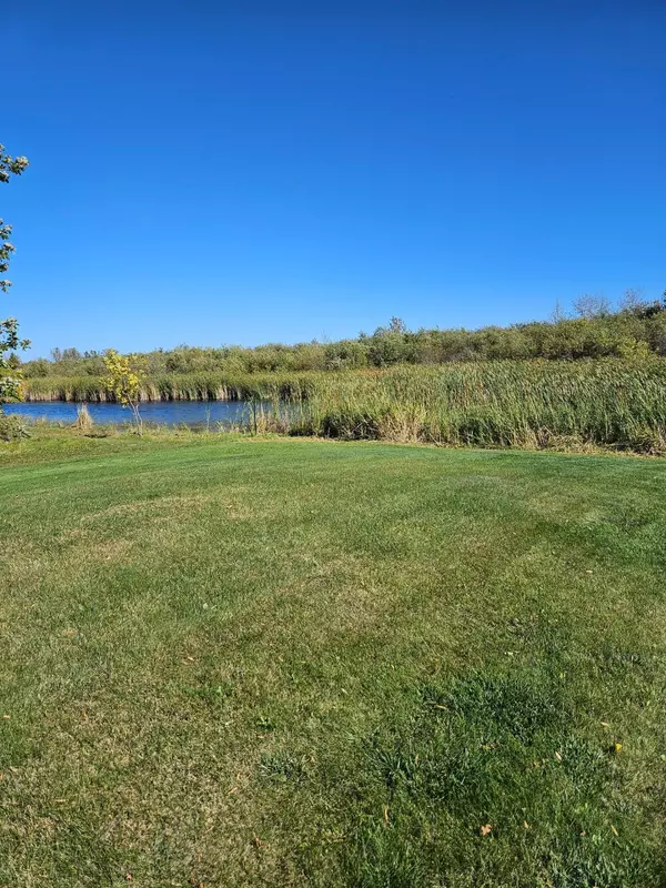 Warroad, MN 56763,130 Lakeview DR