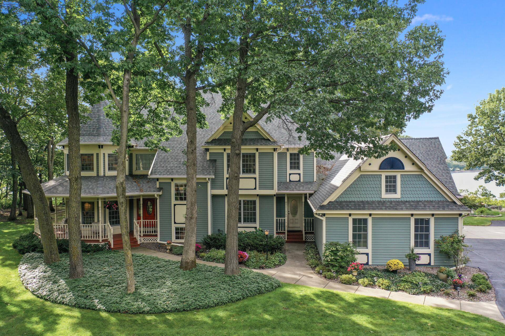 218 Station CIR N,  North Hudson,  WI 54016