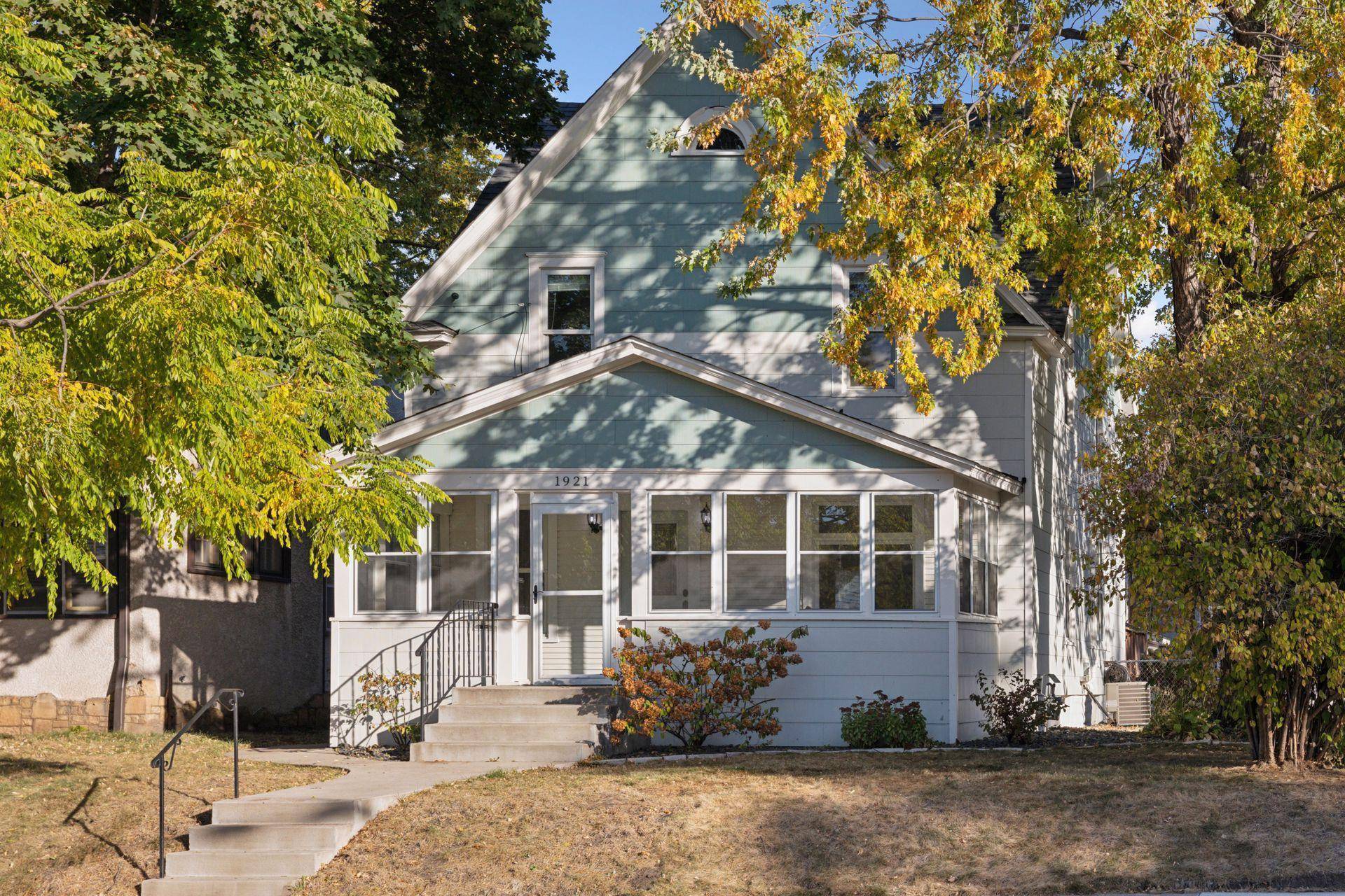1921 19th AVE NE, Minneapolis, MN 55418