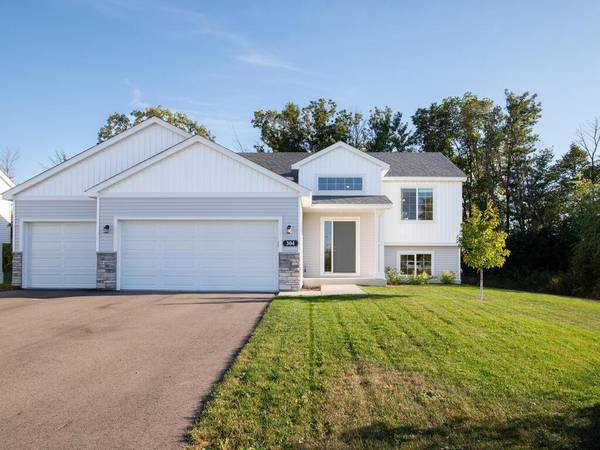 304 Terning WAY, Howard Lake, MN 55349