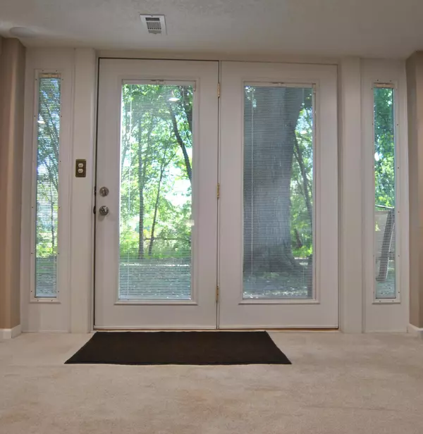 Oakdale, MN 55128,7793 15th ST N