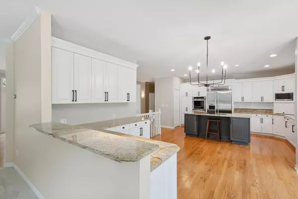 Eden Prairie, MN 55344,6229 Morningside CIR