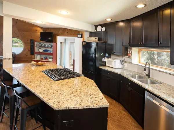 Prior Lake, MN 55372,17164 Sunset TRL SW