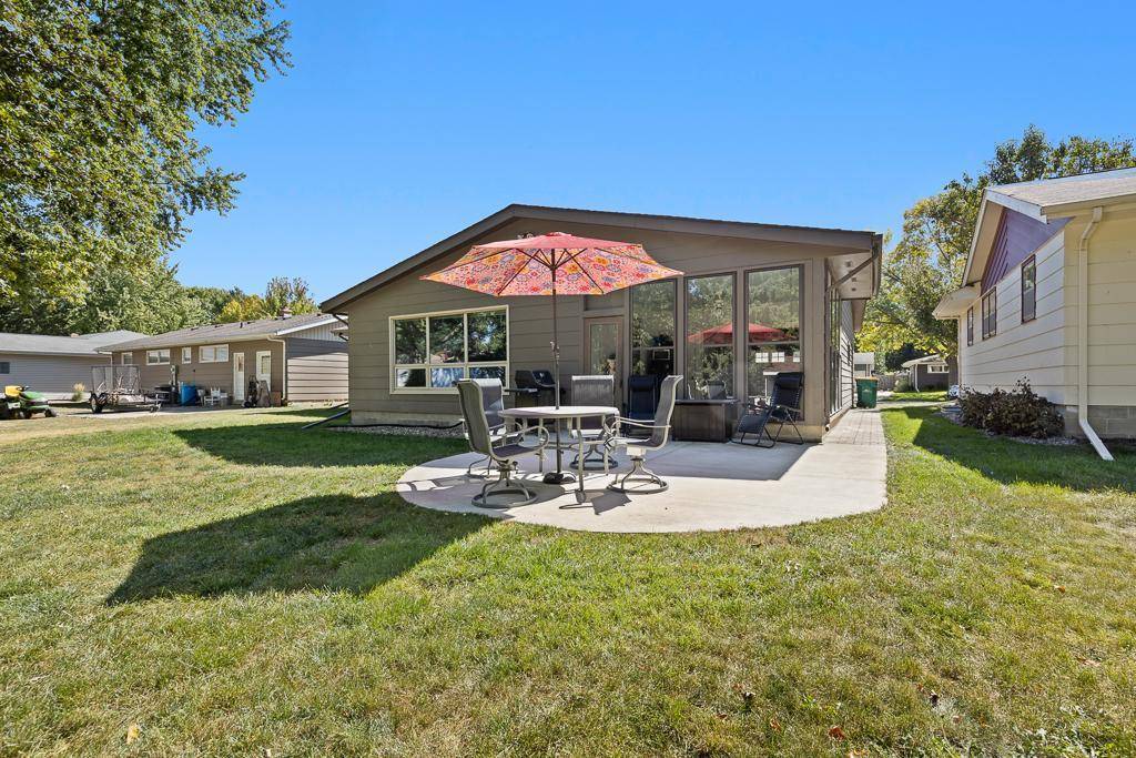 Marshall, MN 56258,608 Kathryn AVE