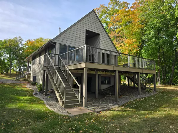 41616 Seclusion Point RD, Edna Twp, MN 56528