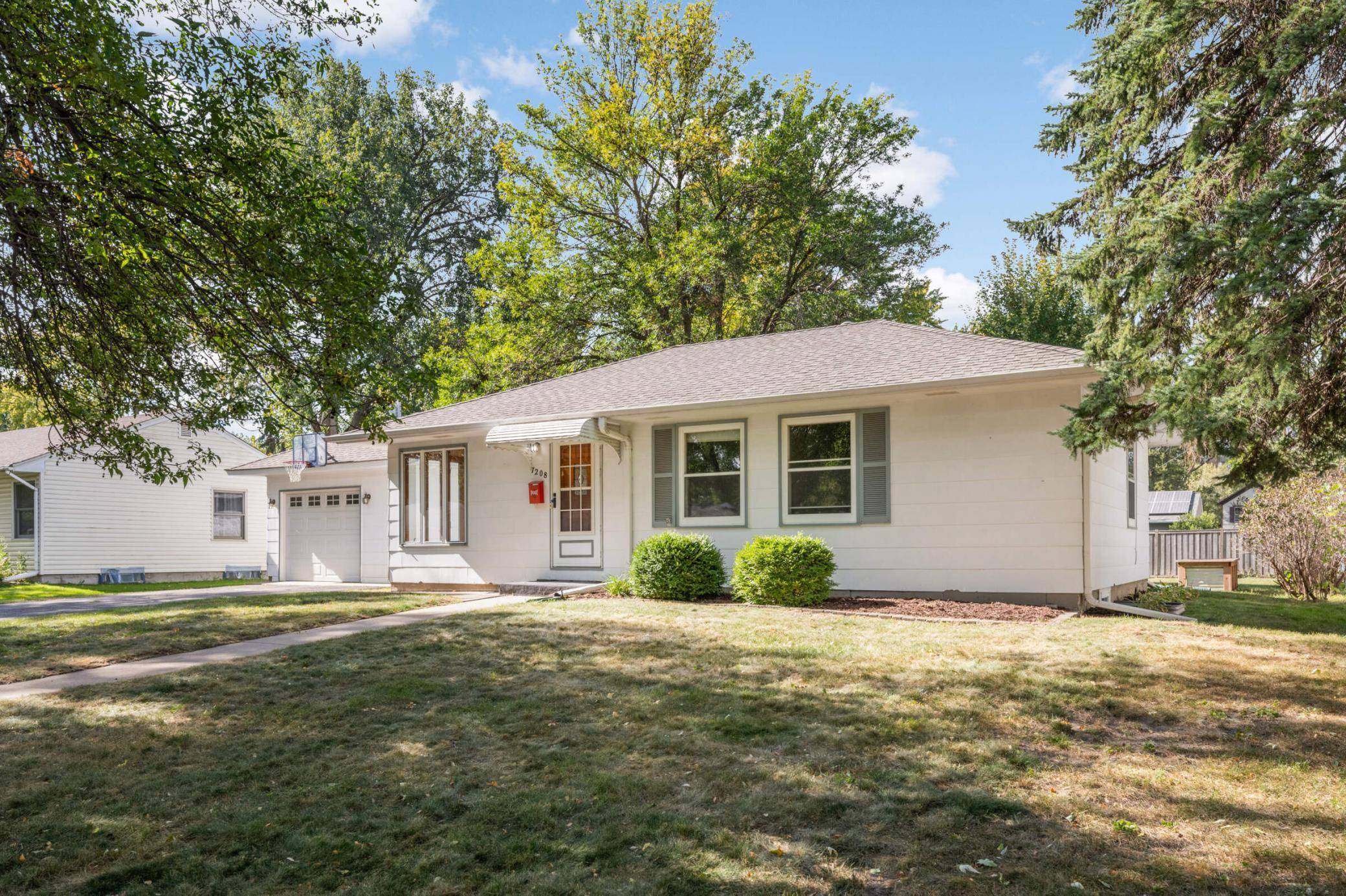 Richfield, MN 55423,7208 Upton AVE S